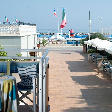 Hotel Alsen Rimini Exterior foto